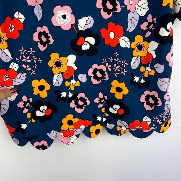 Victoria Beckham for Target Navy Floral Blouse Size xs scalloped hem - Picture 4 of 7